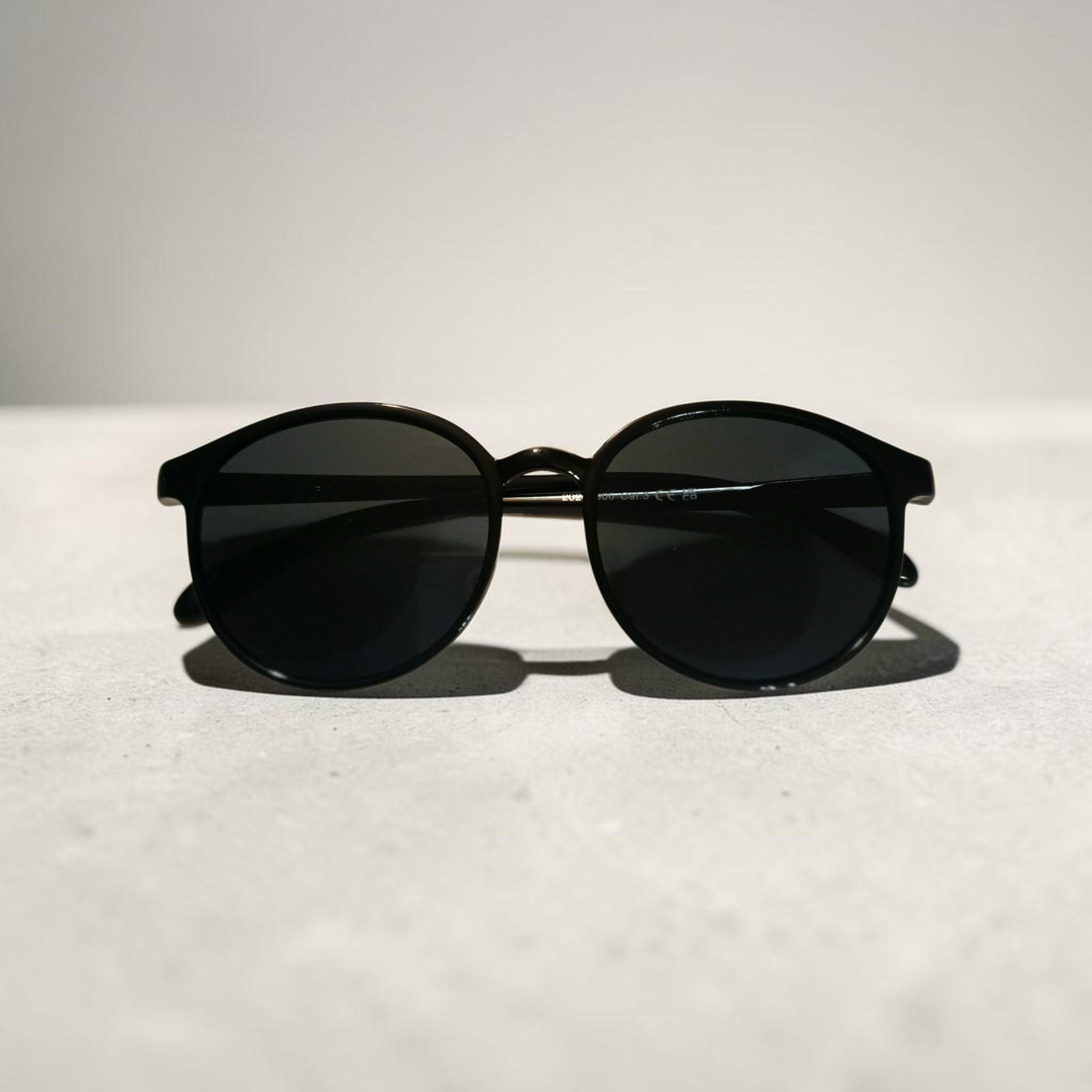 Paris Black